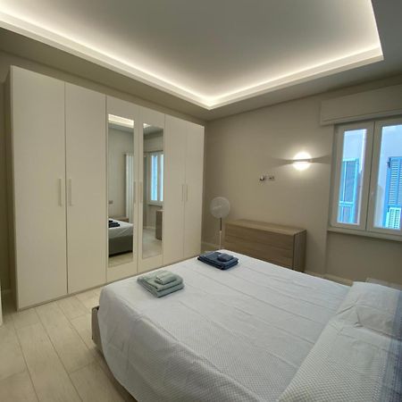Апартаменты Casa Dante: Oneglia Centro-Marina-Spiagge Империя Экстерьер фото
