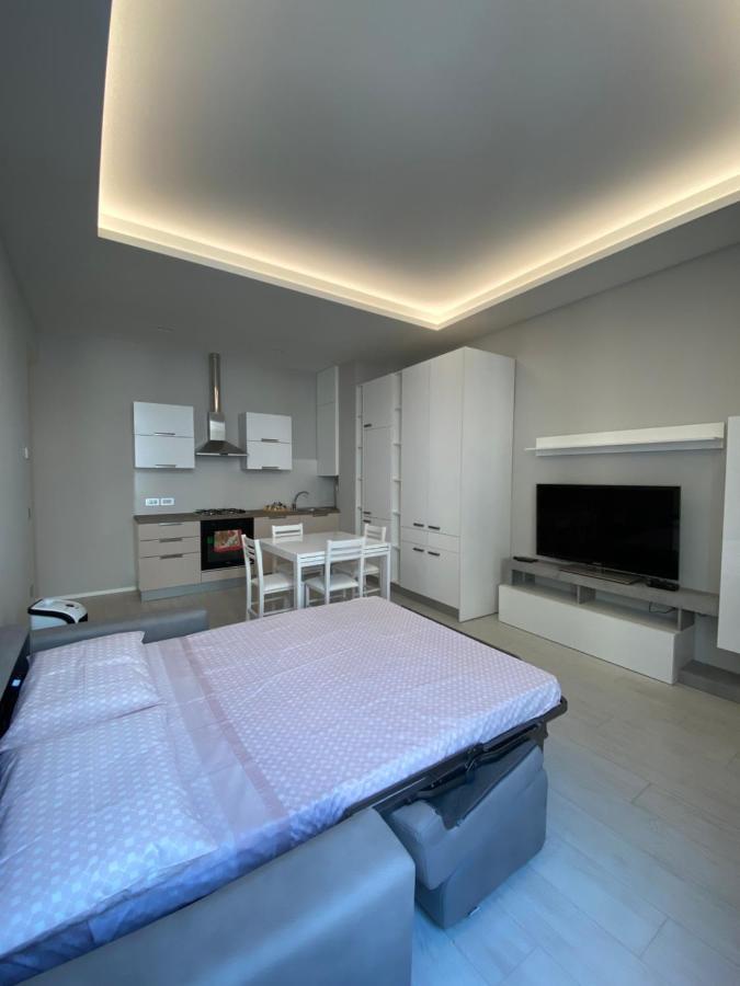 Апартаменты Casa Dante: Oneglia Centro-Marina-Spiagge Империя Экстерьер фото
