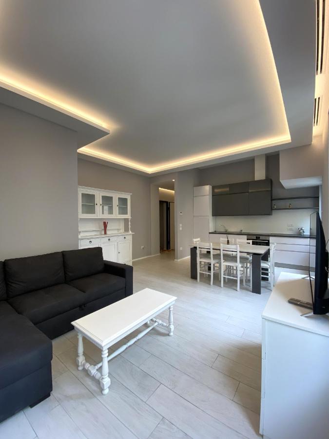 Апартаменты Casa Dante: Oneglia Centro-Marina-Spiagge Империя Экстерьер фото
