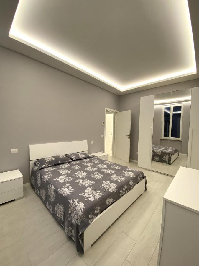 Апартаменты Casa Dante: Oneglia Centro-Marina-Spiagge Империя Экстерьер фото